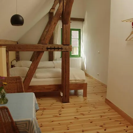 Frühstückspension Stützpunkt Trebitz - Gästezimmer Am Europaradweg R1