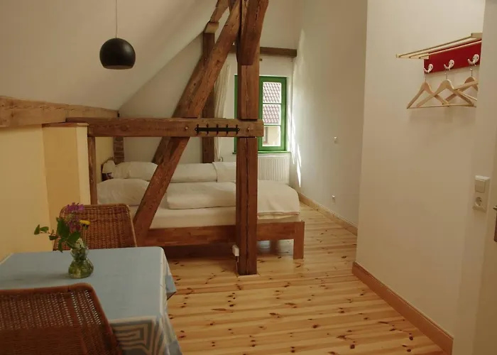 Couette-café Stuetzpunkt Trebitz - Gaestezimmer Am Europaradweg R1